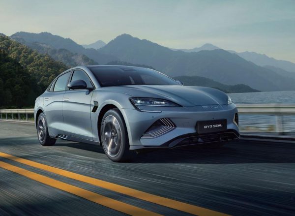 byd-seal-chinh-phuc-gioi-dua-xe-chuyen-nghiep-thumbnail